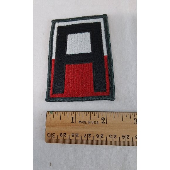 Vintage U.S.  Army Military Patches Insignia Lot of 16 WWii & Later Unused NOS - Picture 8 of 16
